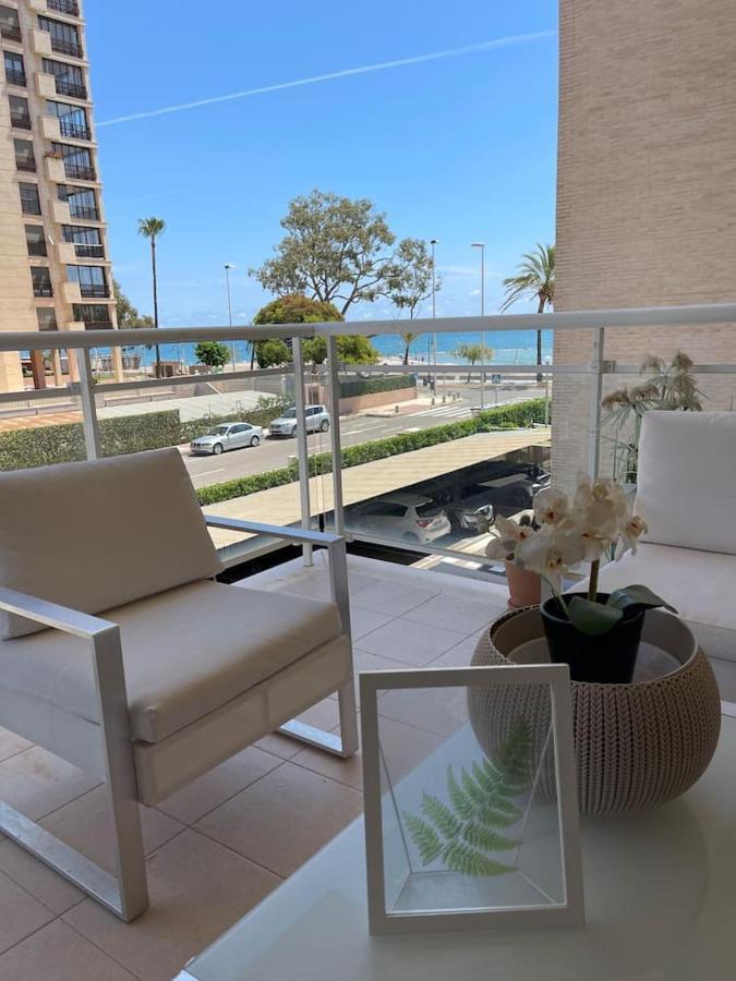 Apartment Seaside Retreat *