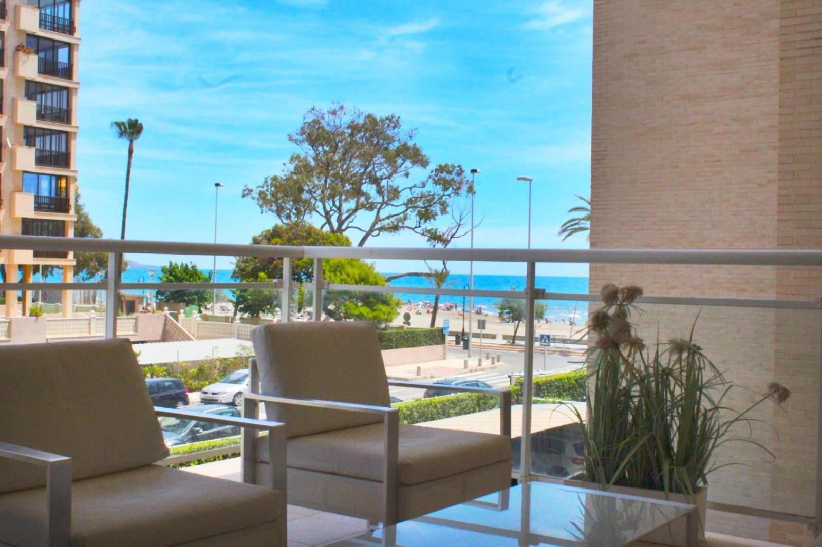 Apartment Seaside Retreat